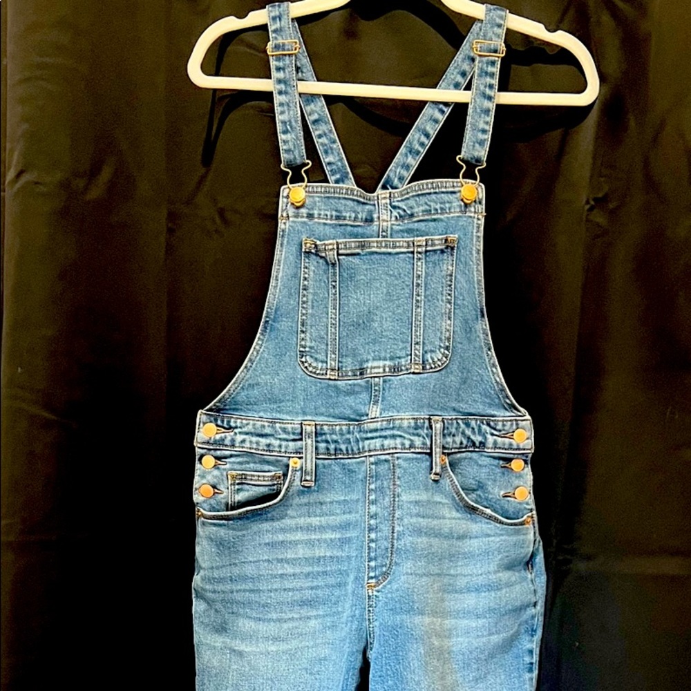 Universal Thread Jean Overalls size 6